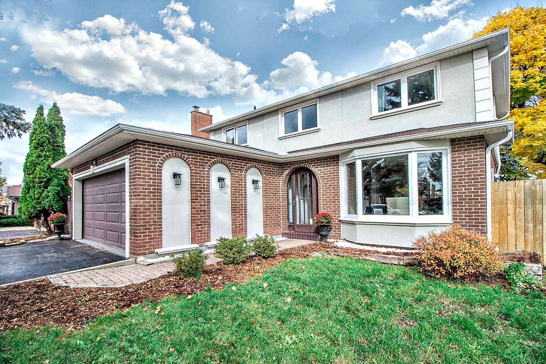 Thornhill Home Staging Sold Over Asking in 2 Days! REDESIGN4MORE